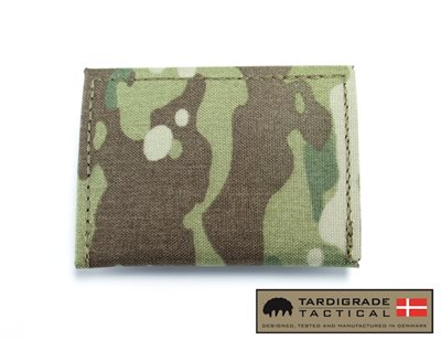 Quark - Credit Card Holder multicam lukket bagfra