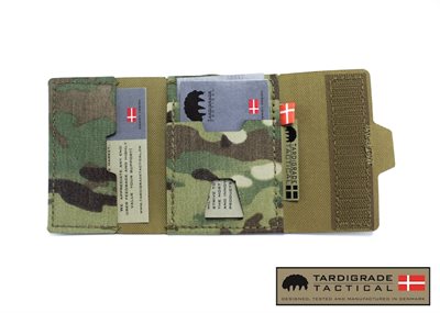 Quark - Credit Card Holder multicam med plads til 8 kort